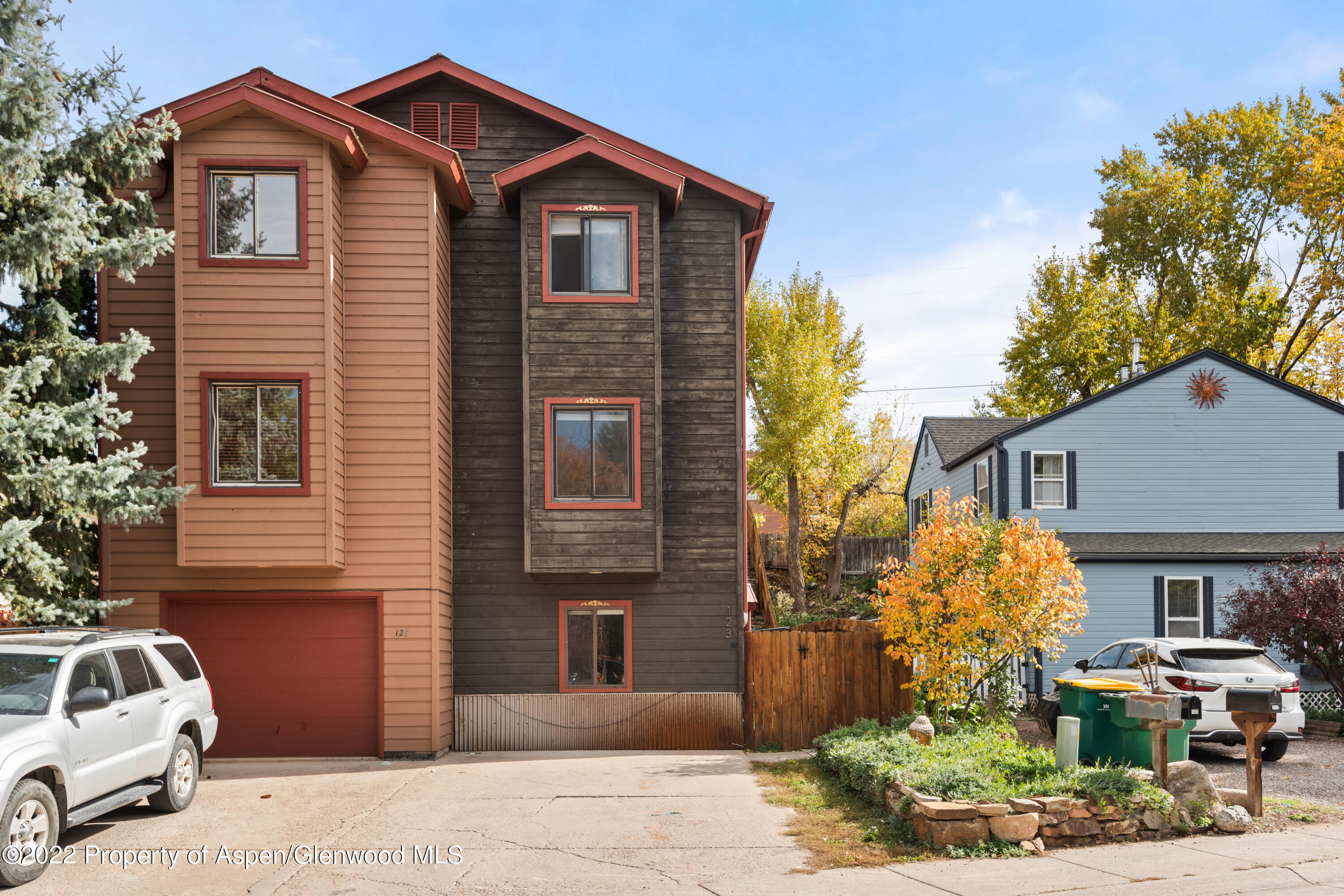 123 Swinging Bridge Lane Basalt, CO 81621 - Photo 13 of 15 a front view of a house with garden
