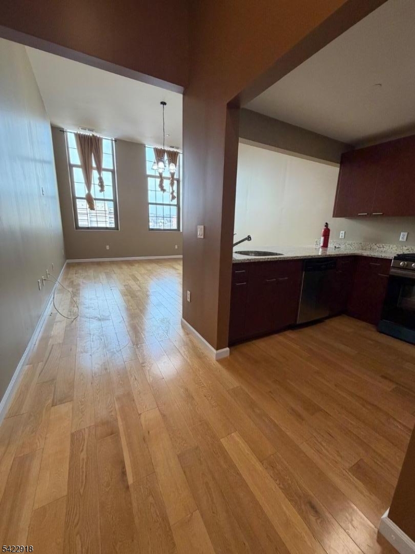 175 Broadway, Unit 311 Paterson, NJ 07501 - Photo 7 of 24