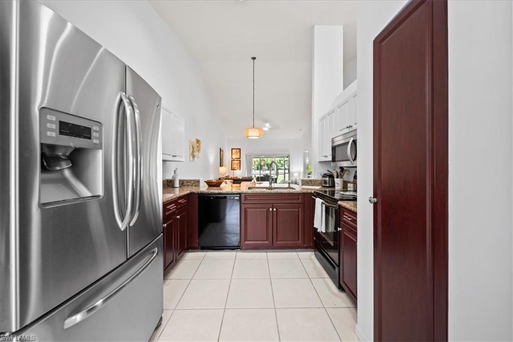 627 St Andrews Boulevard Naples, FL 34113 - Photo 6 of 39