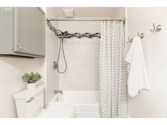 $518,000 | 1644 North Jarrett Street, Portland, OR 97217