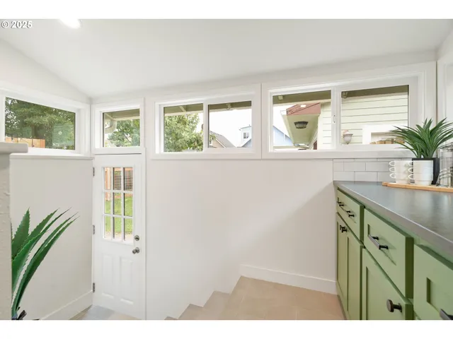 $518,000 | 1644 North Jarrett Street, Portland, OR 97217