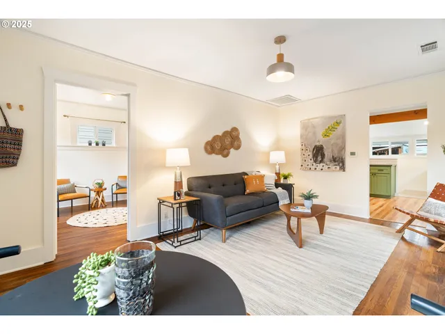 $518,000 | 1644 North Jarrett Street, Portland, OR 97217