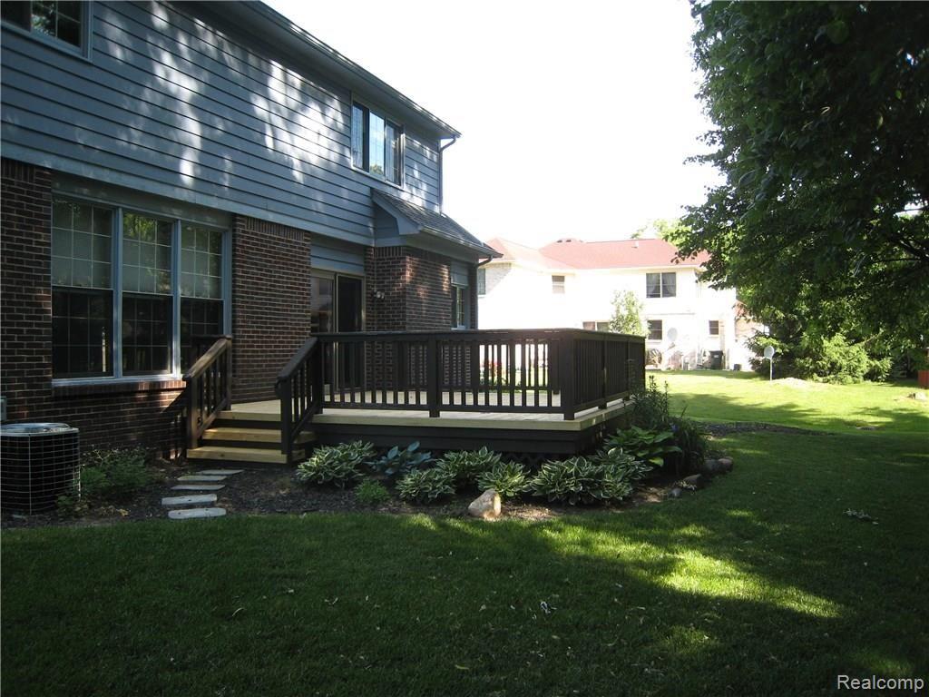 790 Woodfield Way Rochester, MI 48307 - Photo 22 of 24 IMG_8627.JPG