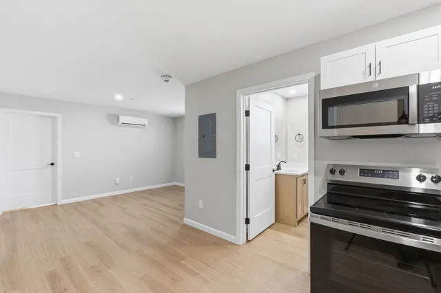 $1,775 | 15 Mountain Road, Unit 106, Goffstown, NH 03045