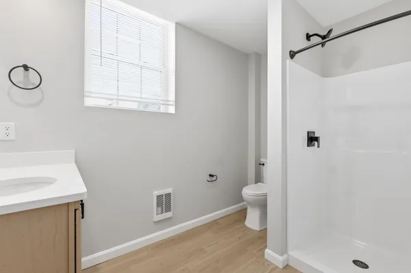 $1,775 | 15 Mountain Road, Unit 106, Goffstown, NH 03045