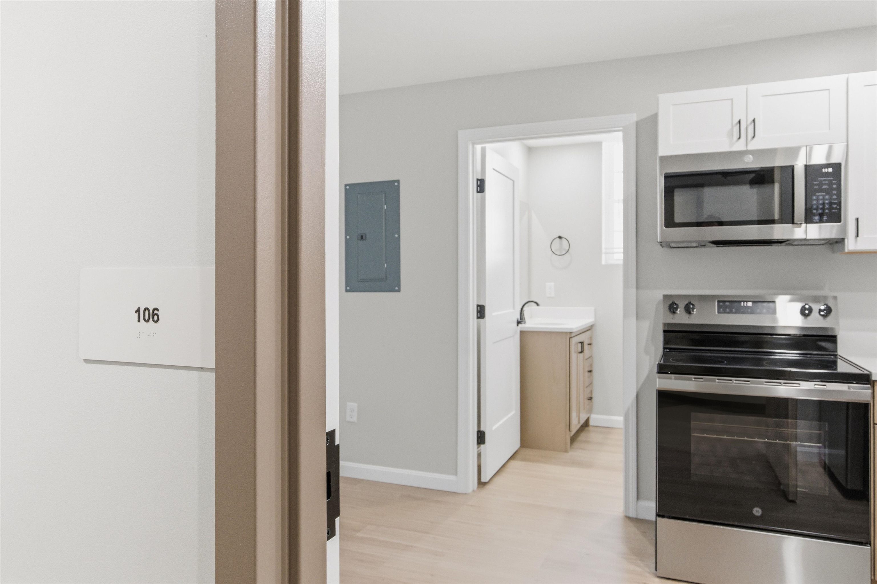 15 Mountain Road, Unit 106 Goffstown, NH 03045 - Photo 15 of 21