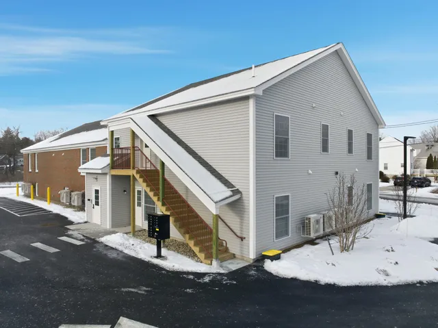 $1,775 | 15 Mountain Road, Unit 106, Goffstown, NH 03045