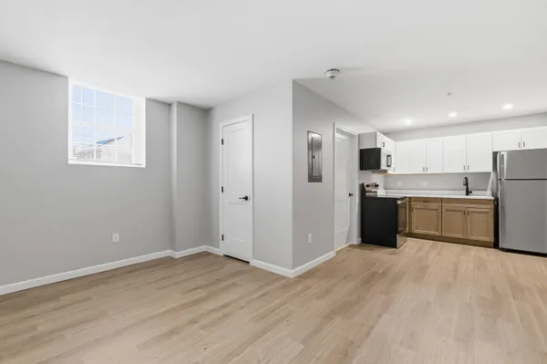 $1,775 | 15 Mountain Road, Unit 106, Goffstown, NH 03045