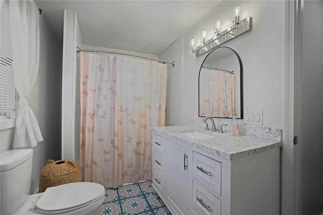287 Cowesett Road Warwick, RI 02886 - Photo 34 of 44 Gallery Image 34