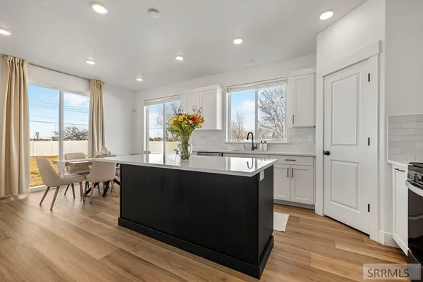 $599,900 | 2525 East Pinnacle Drive, Idaho Falls, ID 83401