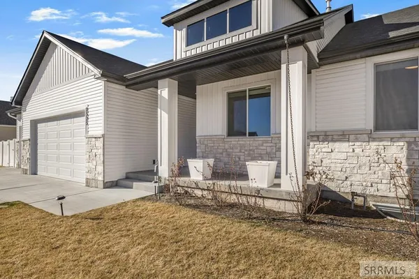 $599,900 | 2525 East Pinnacle Drive, Idaho Falls, ID 83401