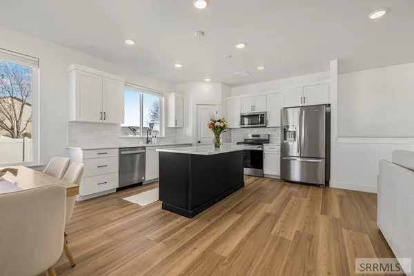 $599,900 | 2525 East Pinnacle Drive, Idaho Falls, ID 83401