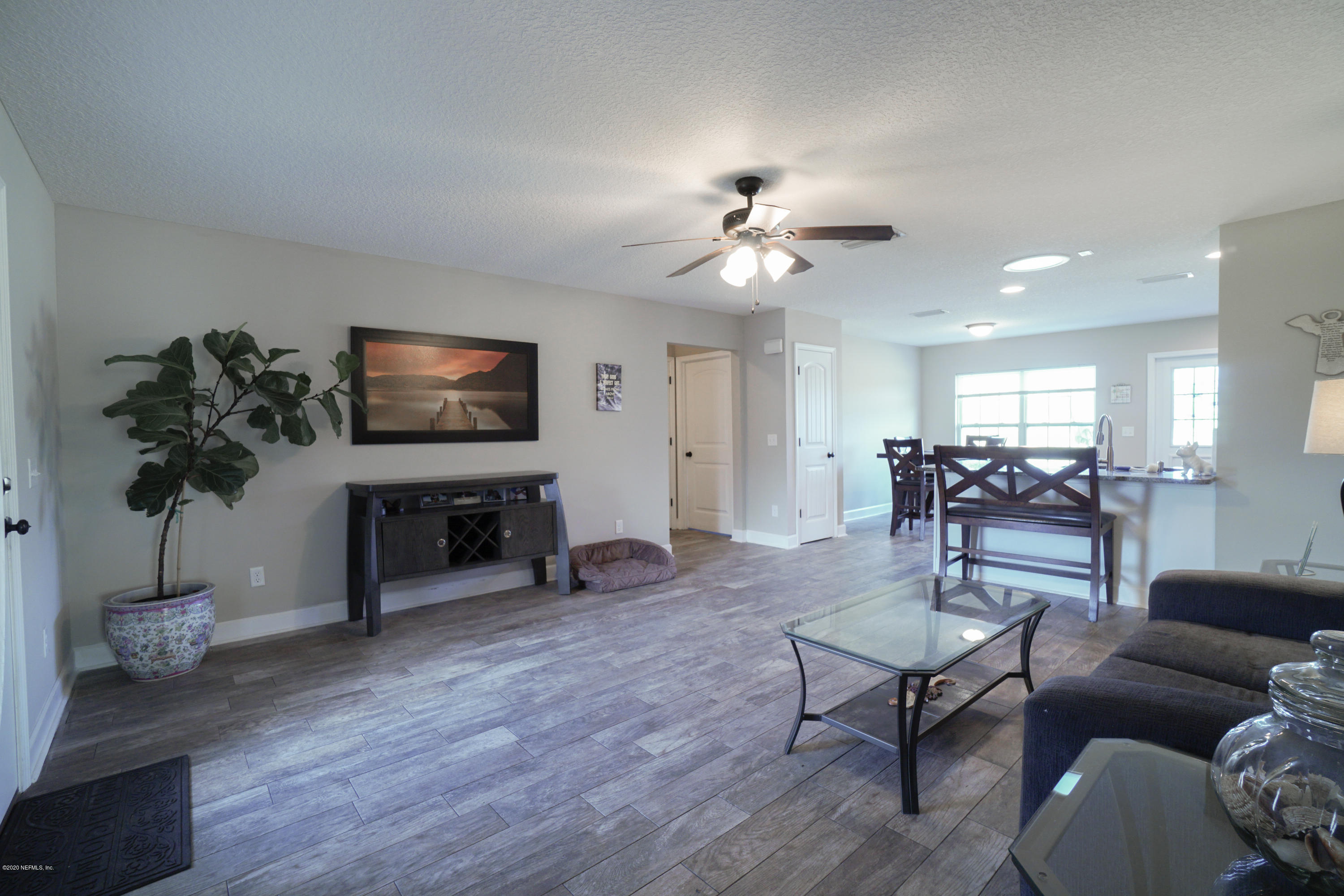 53052 Equestrian Way Callahan, FL 32011 - Photo 4 of 33 LR