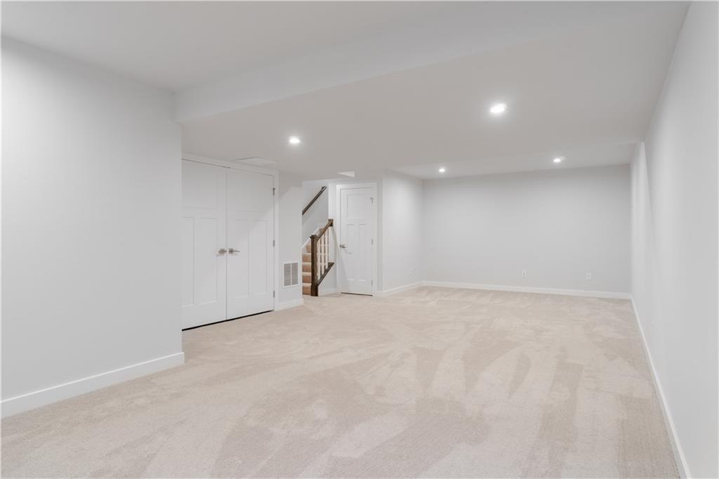 1058 Blackhawk Road Valencia, PA 16059 - Photo 22 of 25 Gallery Image 22