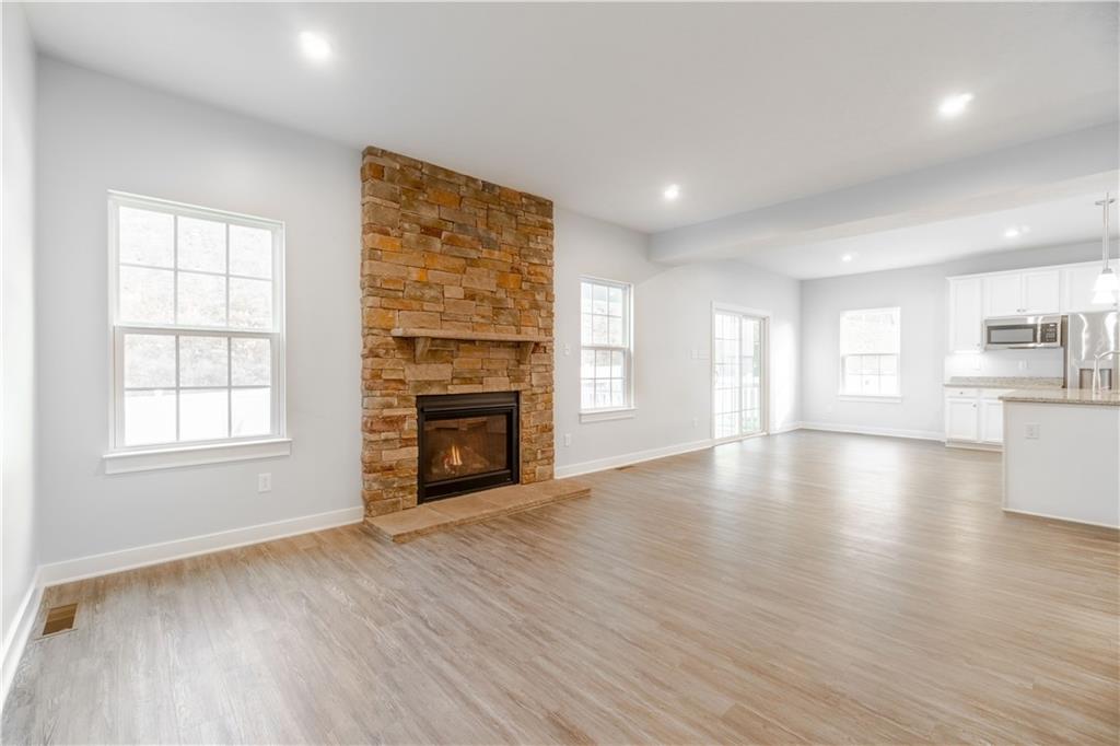 1058 Blackhawk Road Valencia, PA 16059 - Photo 5 of 25 Gallery Image 5