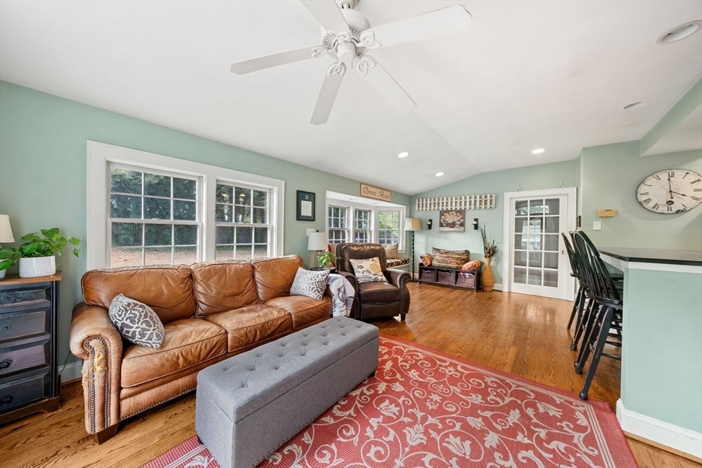 3 Burnham Road Dover, MA 02030 - Photo 10 of 32 Gallery Image 10