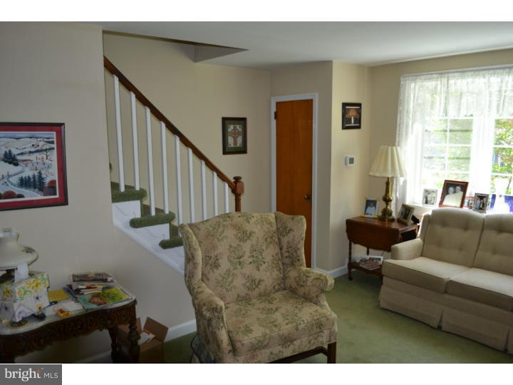 738 Michell Street Ridley Park, PA 19078 - Photo 12 of 20 Living Room