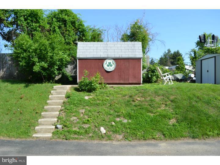 738 Michell Street Ridley Park, PA 19078 - Photo 9 of 20 Back Yard