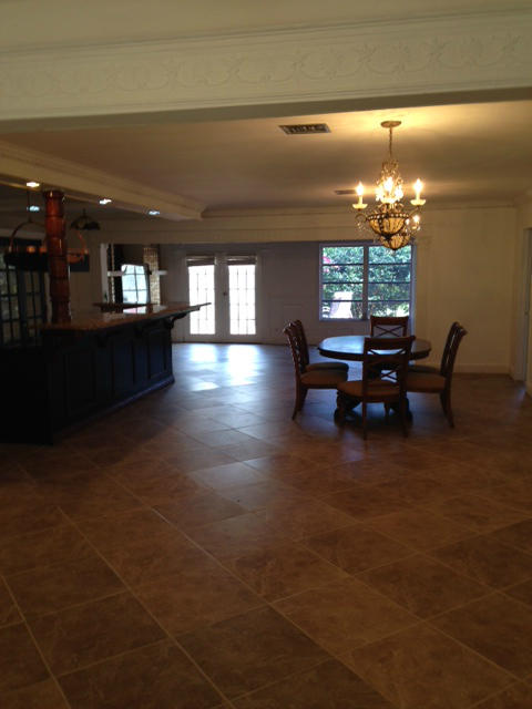 Living/Dining Area