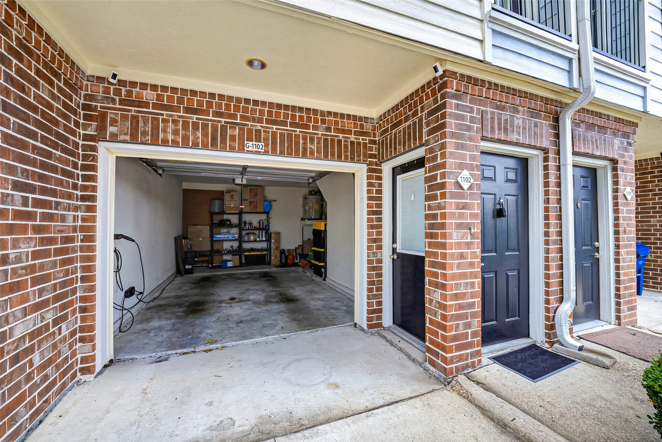 9200 Westheimer Road, Unit 1102 Houston, TX 77063 - Photo 14 of 17 Can park one car behind of garage