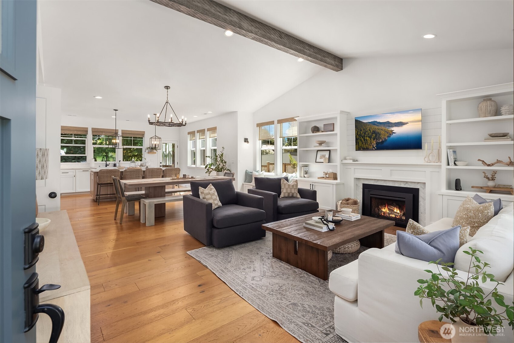 5256 40th Avenue Southwest Seattle, WA 98136 - Photo 2 of 40