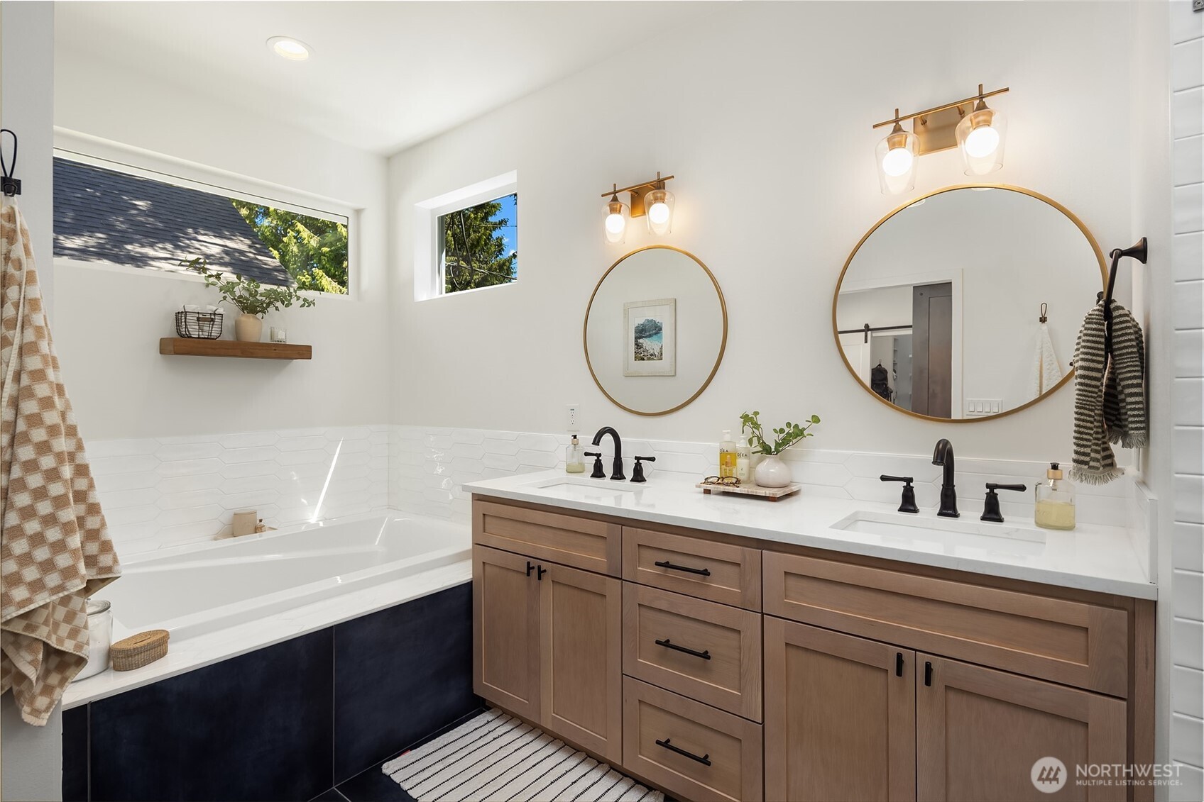 5256 40th Avenue Southwest Seattle, WA 98136 - Photo 26 of 40