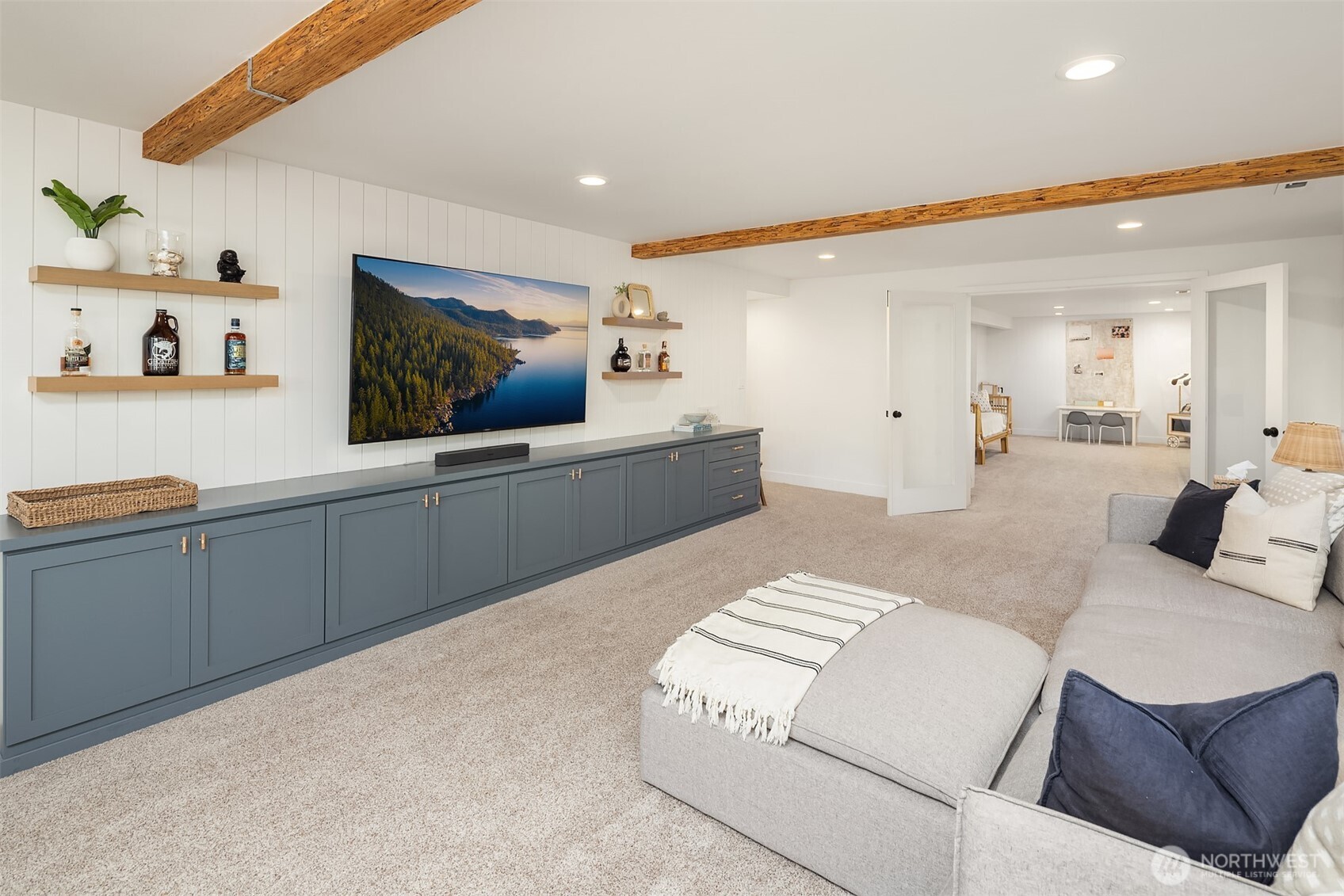 5256 40th Avenue Southwest Seattle, WA 98136 - Photo 32 of 40