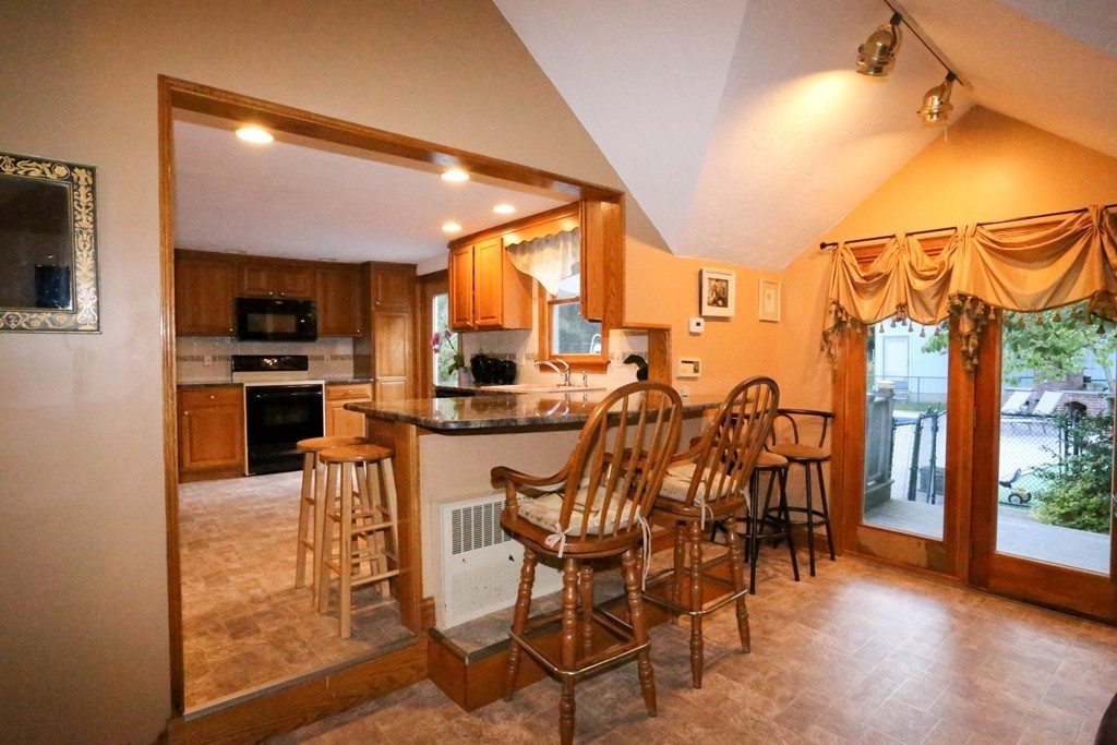 36 Coburn Road Berlin, MA 01503 - Photo 12 of 21
