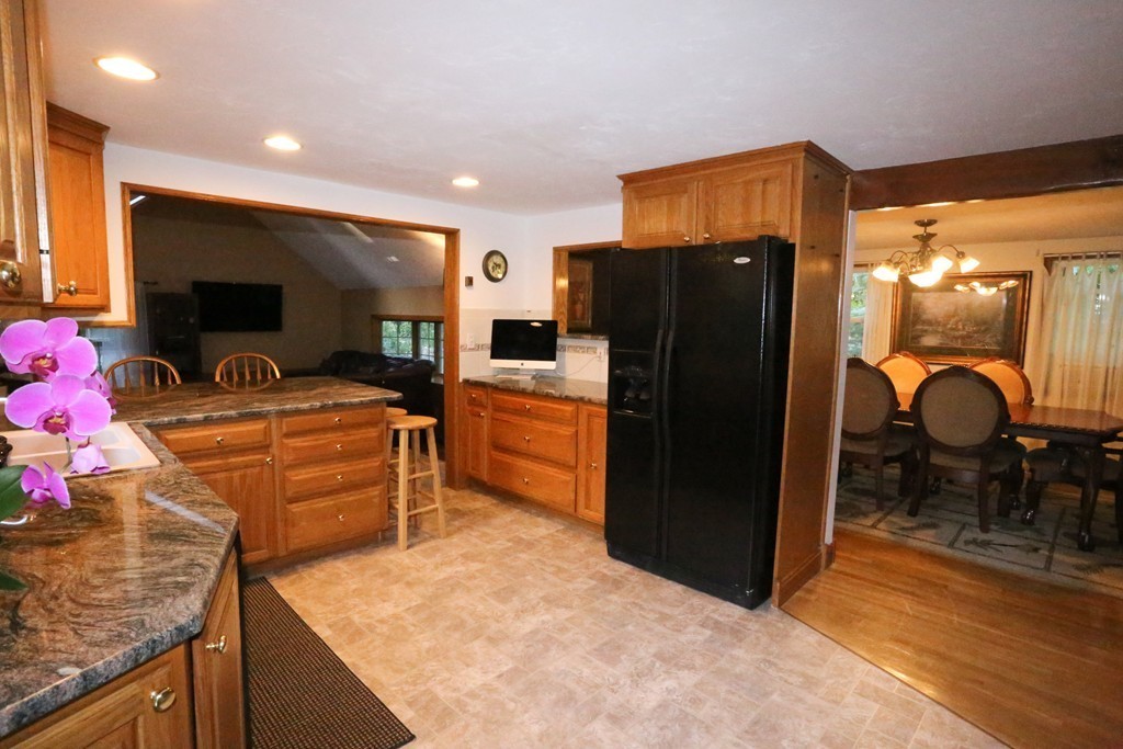 36 Coburn Road Berlin, MA 01503 - Photo 13 of 21