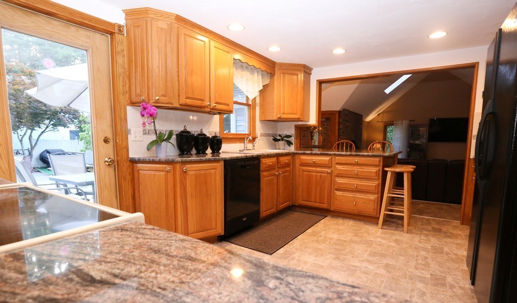 36 Coburn Road Berlin, MA 01503 - Photo 14 of 21