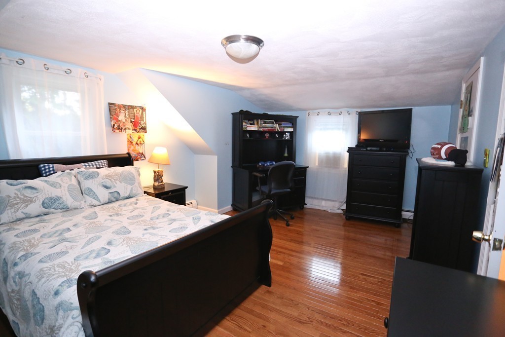 36 Coburn Road Berlin, MA 01503 - Photo 18 of 21