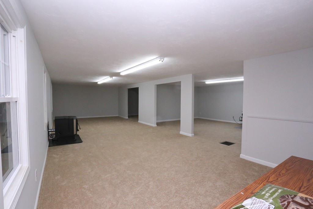36 Coburn Road Berlin, MA 01503 - Photo 6 of 21