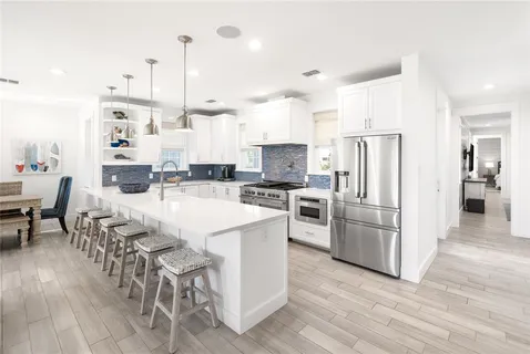 $1,990,000 | 135 Sunrise Avenue, Port Aransas, TX 78373