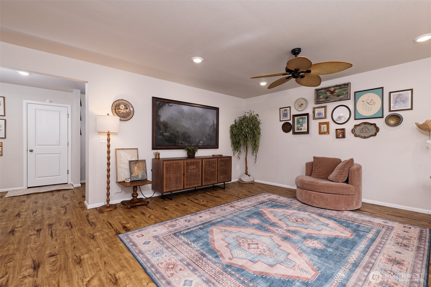 501 Northeast Ridge Point Boulevard Belfair, WA 98528 - Photo 14 of 40 Gallery Image 14