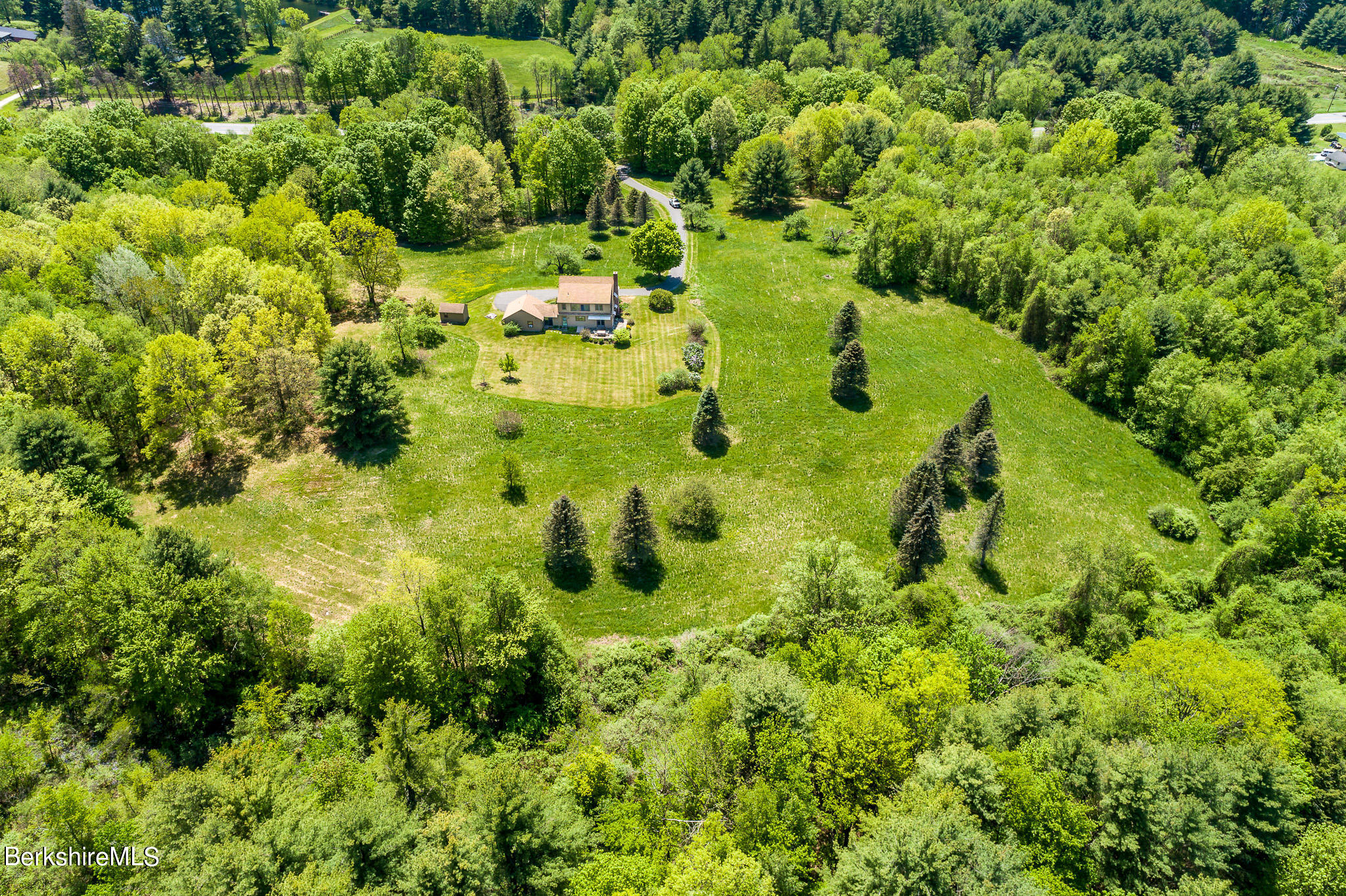 365 State Road Great Barrington, MA 01230 - Photo 32 of 34 a view of a garden