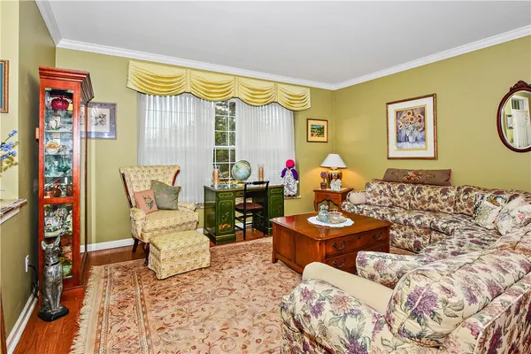 $629,900 | 170 Providence Pike, Unit 7, North Smithfield, RI 02896