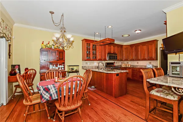 $629,900 | 170 Providence Pike, Unit 7, North Smithfield, RI 02896