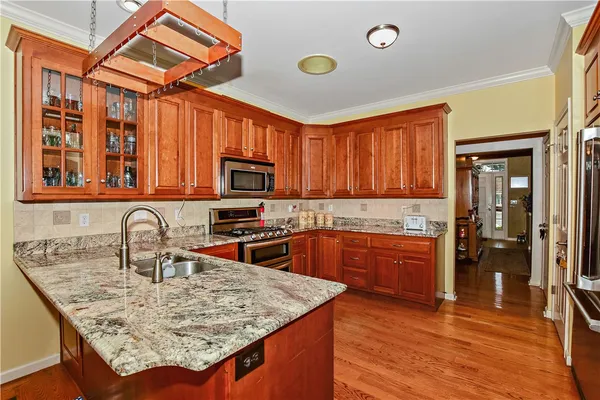 $629,900 | 170 Providence Pike, Unit 7, North Smithfield, RI 02896