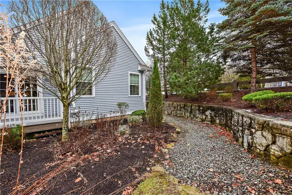 $629,900 | 170 Providence Pike, Unit 7, North Smithfield, RI 02896