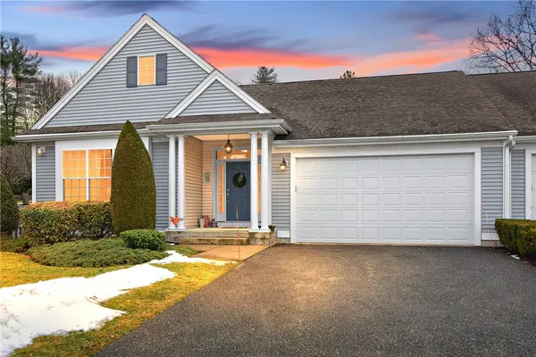 $629,900 | 170 Providence Pike, Unit 7, North Smithfield, RI 02896