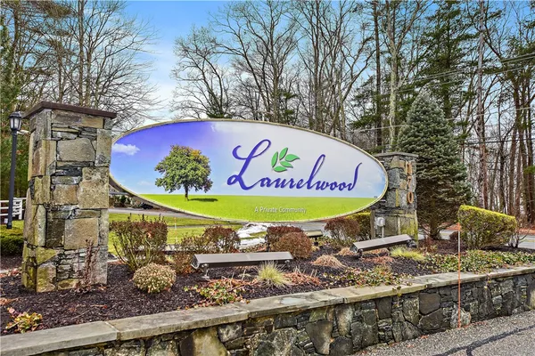 $629,900 | 170 Providence Pike, Unit 7, North Smithfield, RI 02896