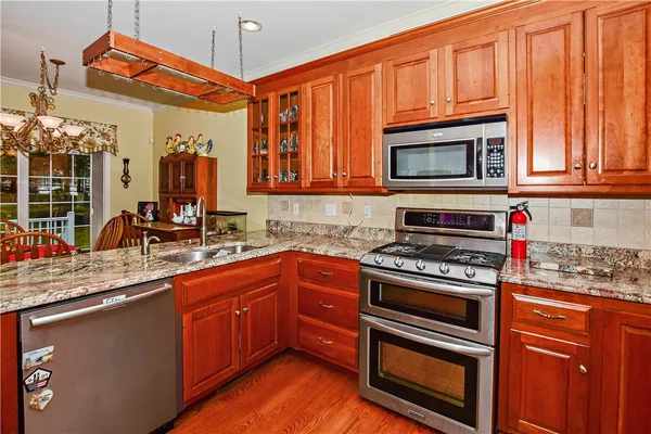 $629,900 | 170 Providence Pike, Unit 7, North Smithfield, RI 02896