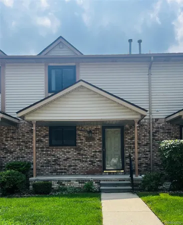 $1,600 | 25923 New Forest Court, New Baltimore, MI 48051