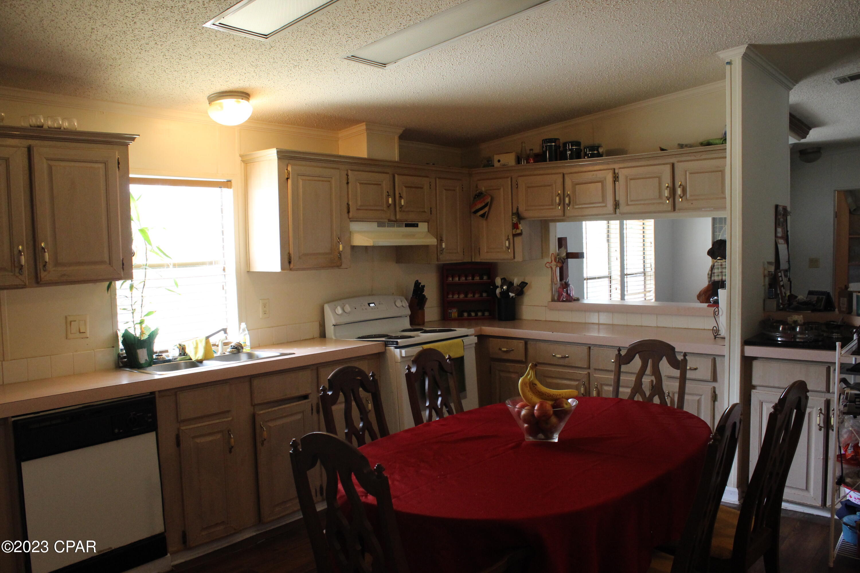 4401 Moss Hill Road Chipley, FL 32428 - Photo 2 of 21 Gallery Image 2