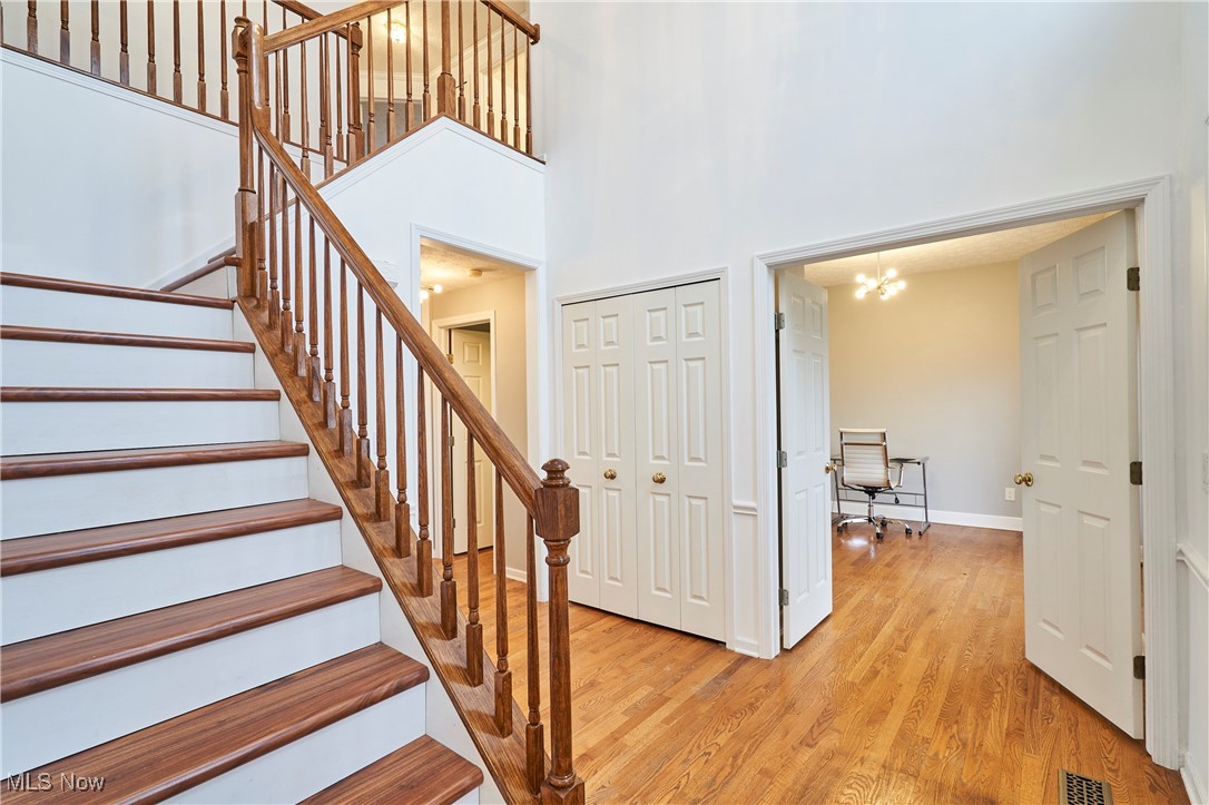637 Redfield Lane Akron, OH 44321 - Photo 3 of 31 The double doors off the foyer leads you into the first floor den