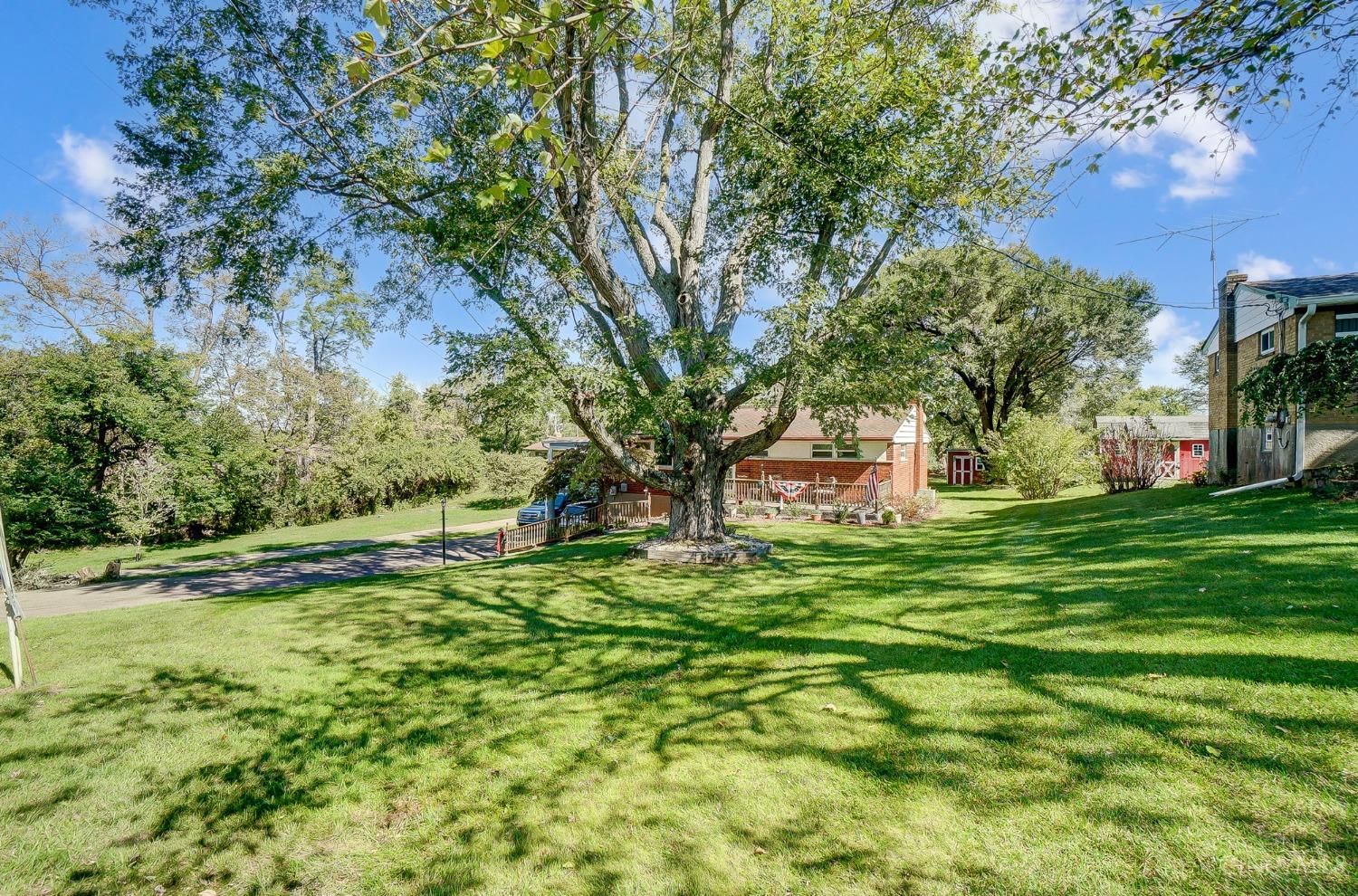 5296 Belclare Road Cincinnati, OH 45247 - Photo 5 of 73 Gallery Image 5