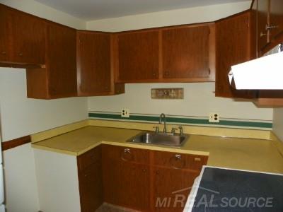 8401 18 18 Mile Road, Unit 127/F Sterling Heights, MI 48313 - Photo 4 of 14