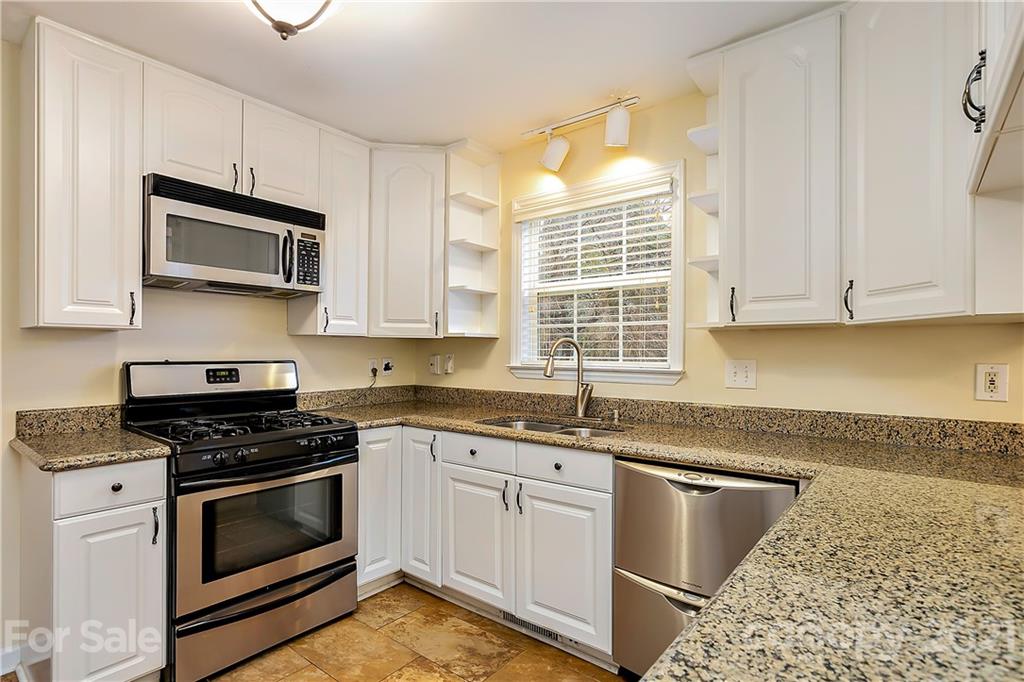 3038 Markworth Road Charlotte, NC 28210 - Photo 11 of 24