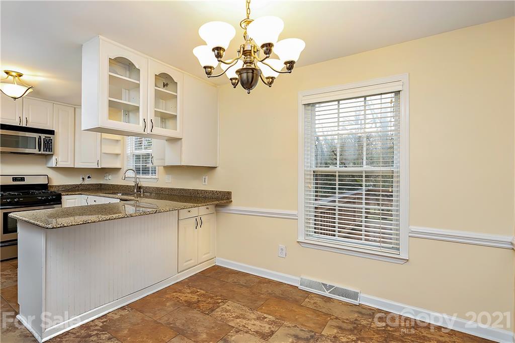3038 Markworth Road Charlotte, NC 28210 - Photo 9 of 24