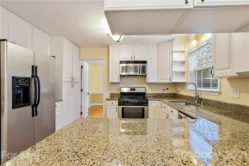 3038 Markworth Road Charlotte, NC 28210 - Photo 10 of 24